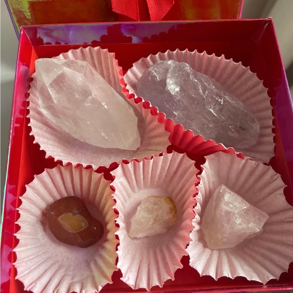 Crystals - Picture 4 of 4